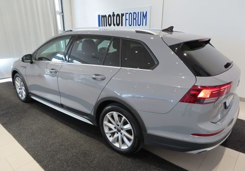 Volkswagen Golf, 2022 3