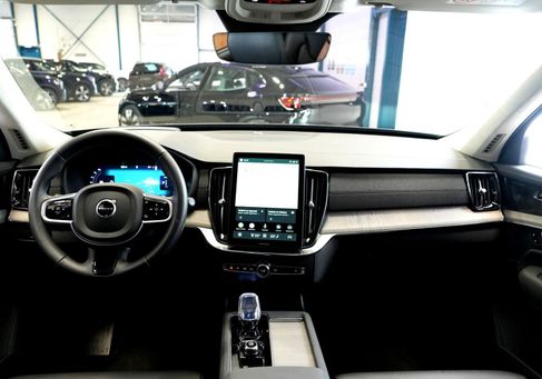 Volvo XC90, 2025 2
