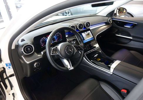 Mercedes-Benz C 220, 2023 2