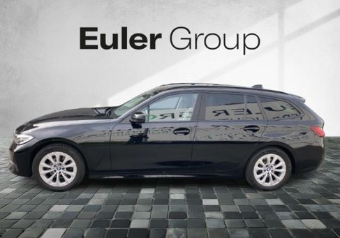 BMW 318, 2021