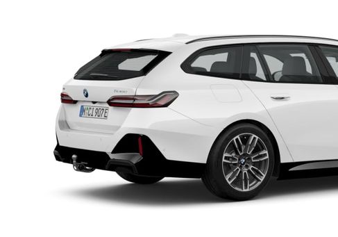 BMW 530, 2026