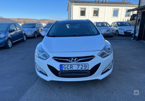 Hyundai i40, 2012