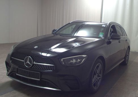 Mercedes-Benz E 300, 2022 2