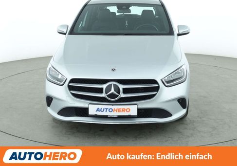 Mercedes-Benz B 180, 2020