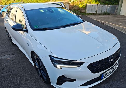 Opel Insignia, 2022 3