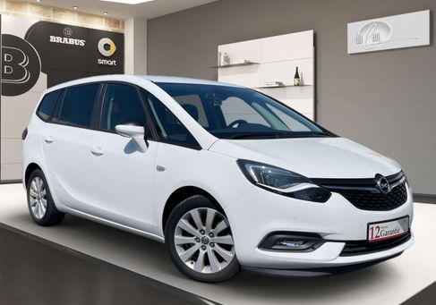 Opel Zafira, 2018