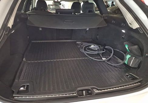 Volvo V90, 2026