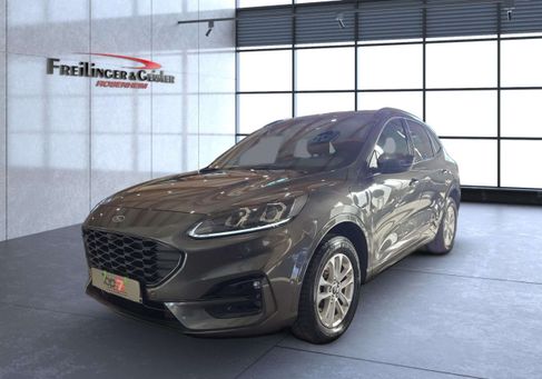 Ford Kuga, 2022