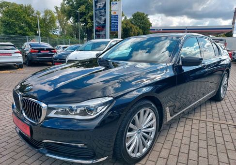 BMW 740, 2019