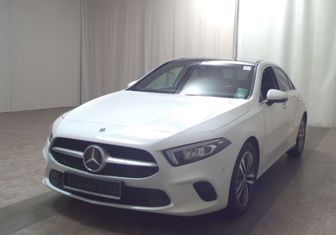 Mercedes-Benz A 180, 2021