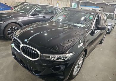 BMW 318, 2023
