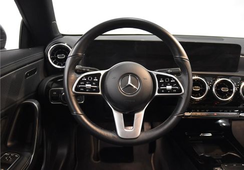 Mercedes-Benz CLA 200 Shooting Brake, 2022