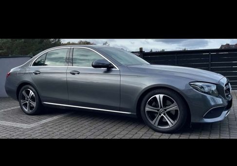 Mercedes-Benz E 220, 2017