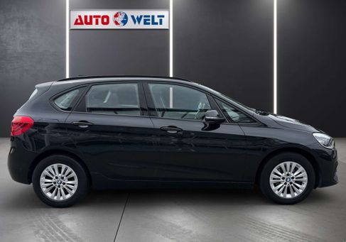 BMW 218, 2019 3