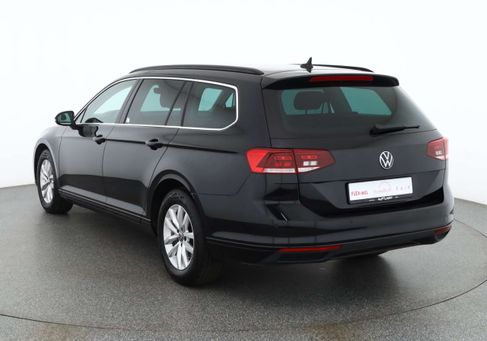 Volkswagen Passat Variant, 2024 3