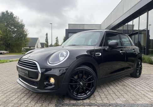 MINI ONE, 2019