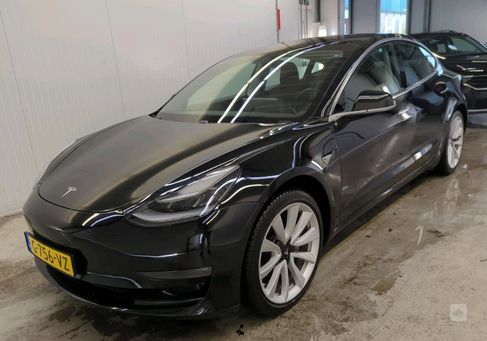 Tesla Model 3, 2019