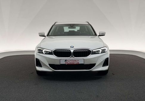BMW 318, 2024