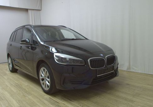 BMW 218, 2021 3