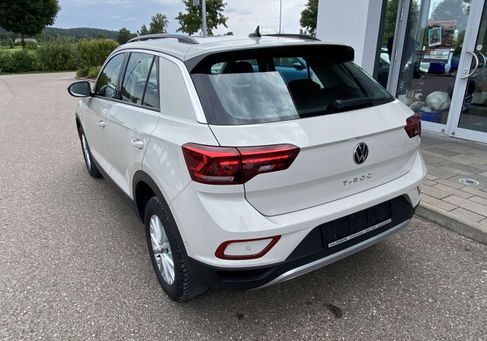 Volkswagen T-Roc, 2024