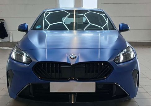 BMW 120, 2025
