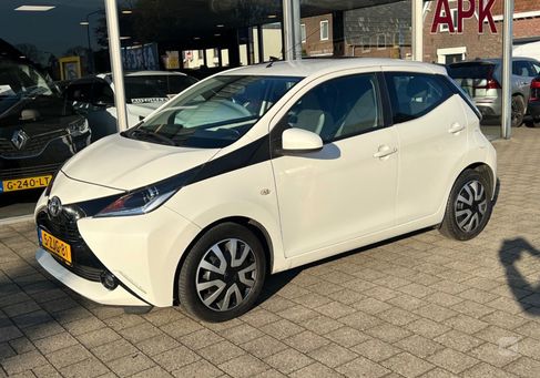 Toyota Aygo, 2015