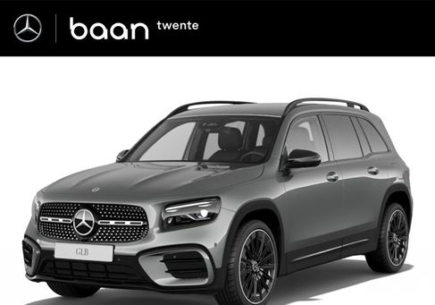 Mercedes-Benz GLB 180, 2025