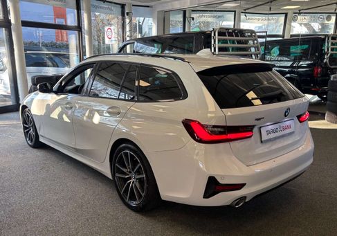 BMW 320, 2021
