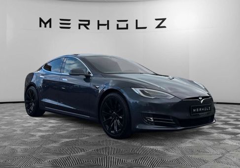 Tesla Model S, 2018