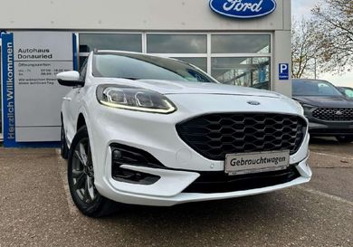 Ford Kuga, 2022