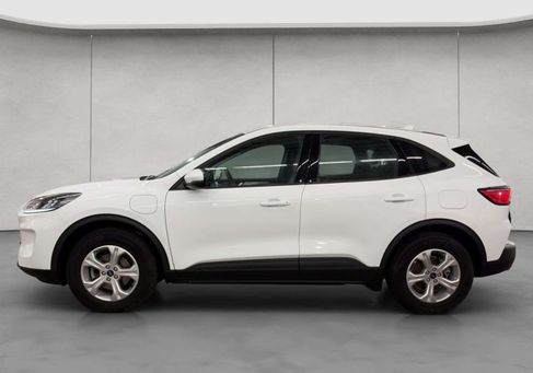 Ford Kuga, 2022