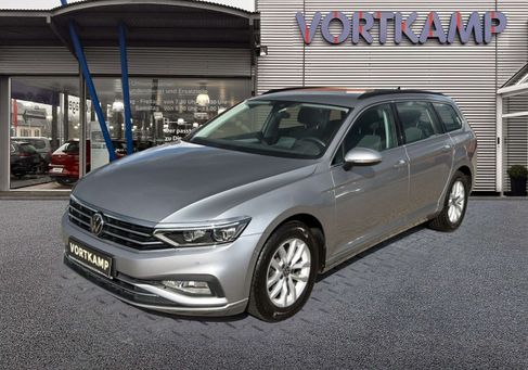 Volkswagen Passat Variant, 2023 2