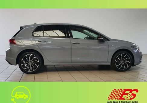 Volkswagen Golf, 2023 3