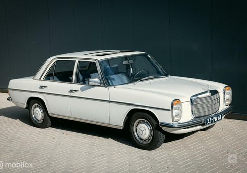 Mercedes-Benz 280, 1975