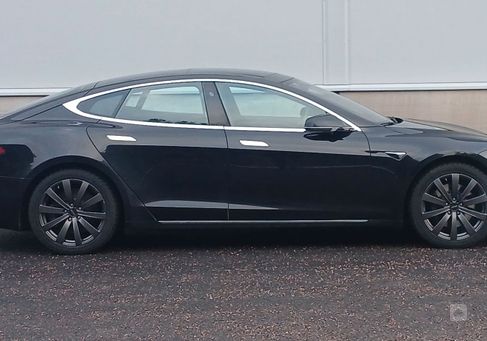 Tesla Model S, 2018