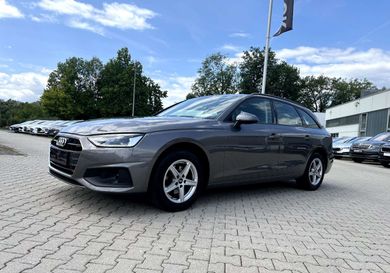 Audi A4, 2022