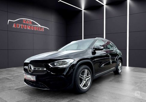 Mercedes-Benz GLA 250, 2021