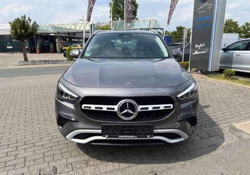 Mercedes-Benz GLA 180, 2024