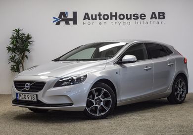 Volvo V40, 2016