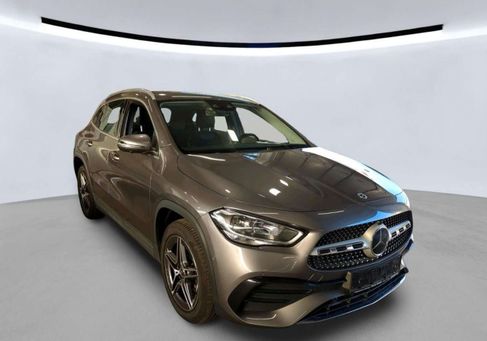 Mercedes-Benz GLA 250, 2022
