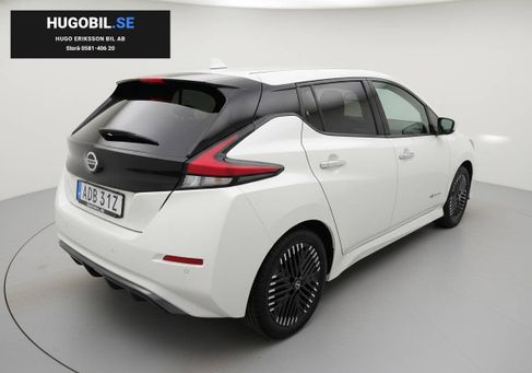 Nissan Leaf, 2022 3