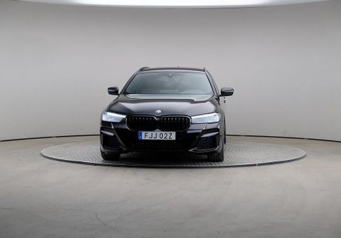 BMW 530, 2024