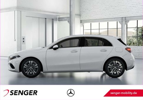 Mercedes-Benz A 200, 2025