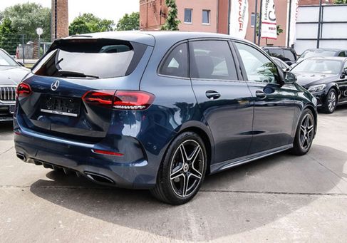 Mercedes-Benz B 180, 2021