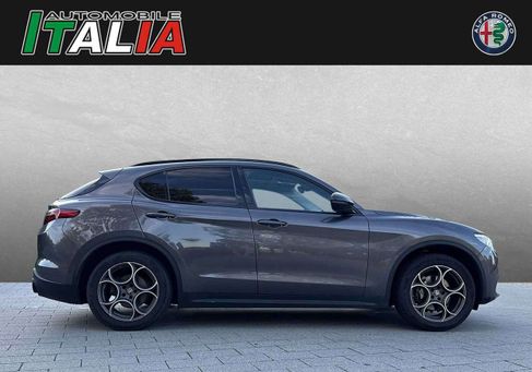 Alfa Romeo Stelvio, 2019