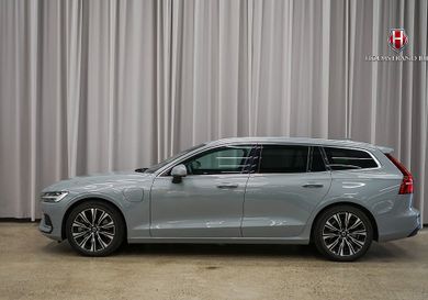 Volvo V60, 2025