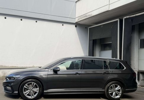 Volkswagen Passat, 2021