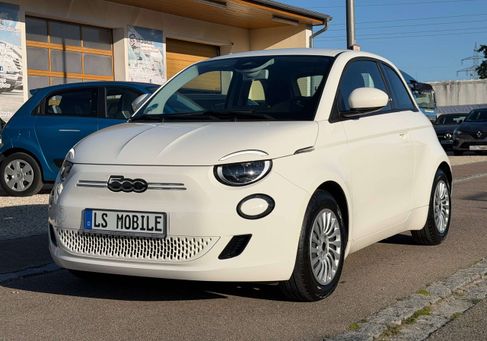 Fiat 500, 2023