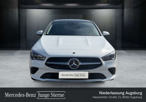 Mercedes-Benz CLA 180, 2023 3
