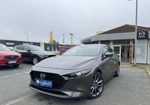 Mazda 3, 2025